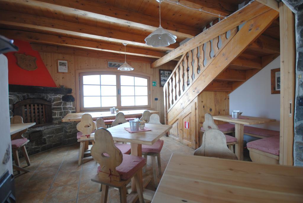 Rifugio Garibaldi Hotel Passo Stelvio Exterior photo