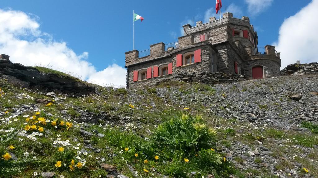 Rifugio Garibaldi Hotel Passo Stelvio Exterior photo