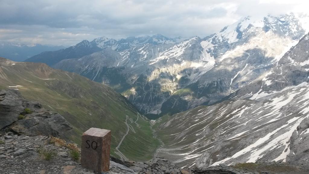 Rifugio Garibaldi Hotel Passo Stelvio Exterior photo