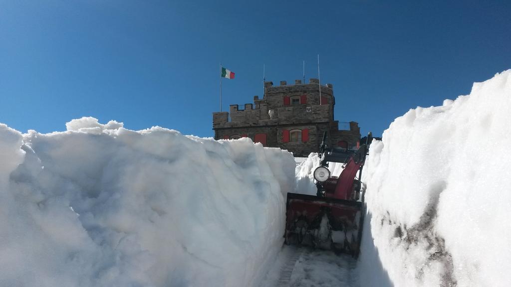 Rifugio Garibaldi Hotel Passo Stelvio Exterior photo