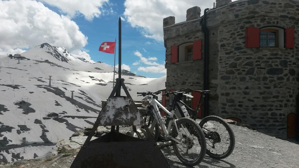 Rifugio Garibaldi Hotel Passo Stelvio Exterior photo